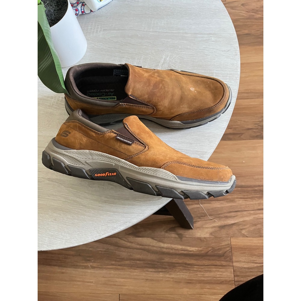 Skechers Relaxed Fit Brown Leather Slip On Goodyear Steady Grip Shoes size 13
